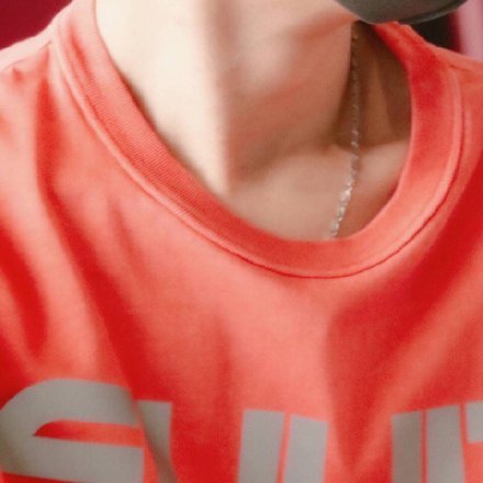 张云雷的一波锁骨杀 小辫儿真的撩人于无形[期待]