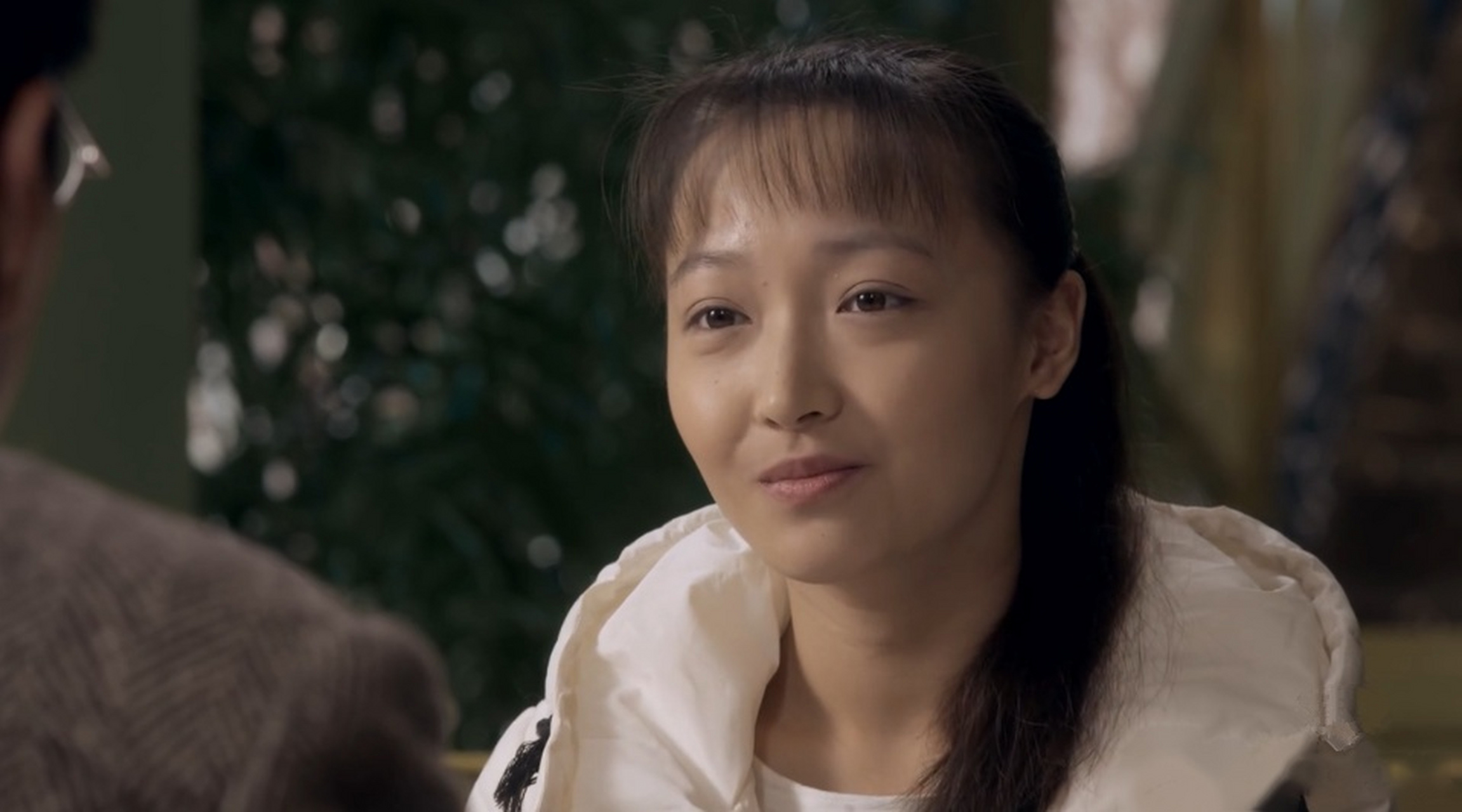 姚卫东约程程出来,一番交谈后化解了程程长时间来对自己的