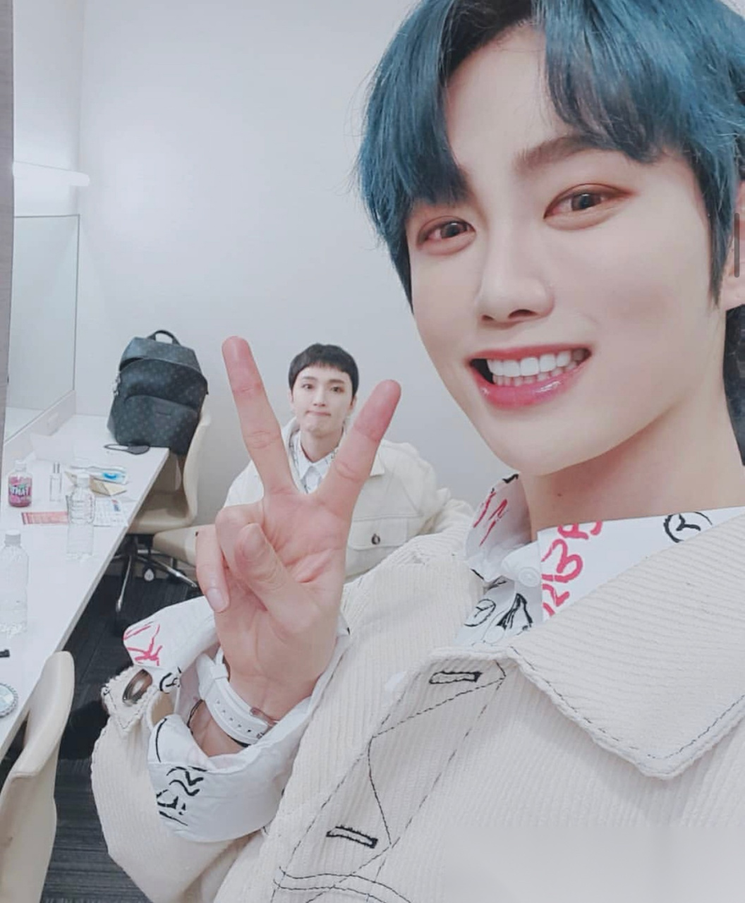 韩国男团成员yohan去世#据韩媒,男团top secret成员yohan(本名金正焕