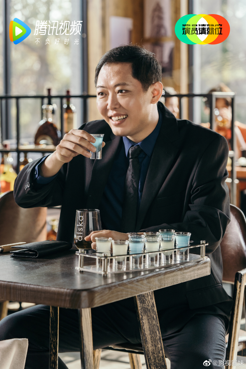 翟小兴 #演员请就位# 表演之道,藏于微末之中 此时此刻,成为故事里的