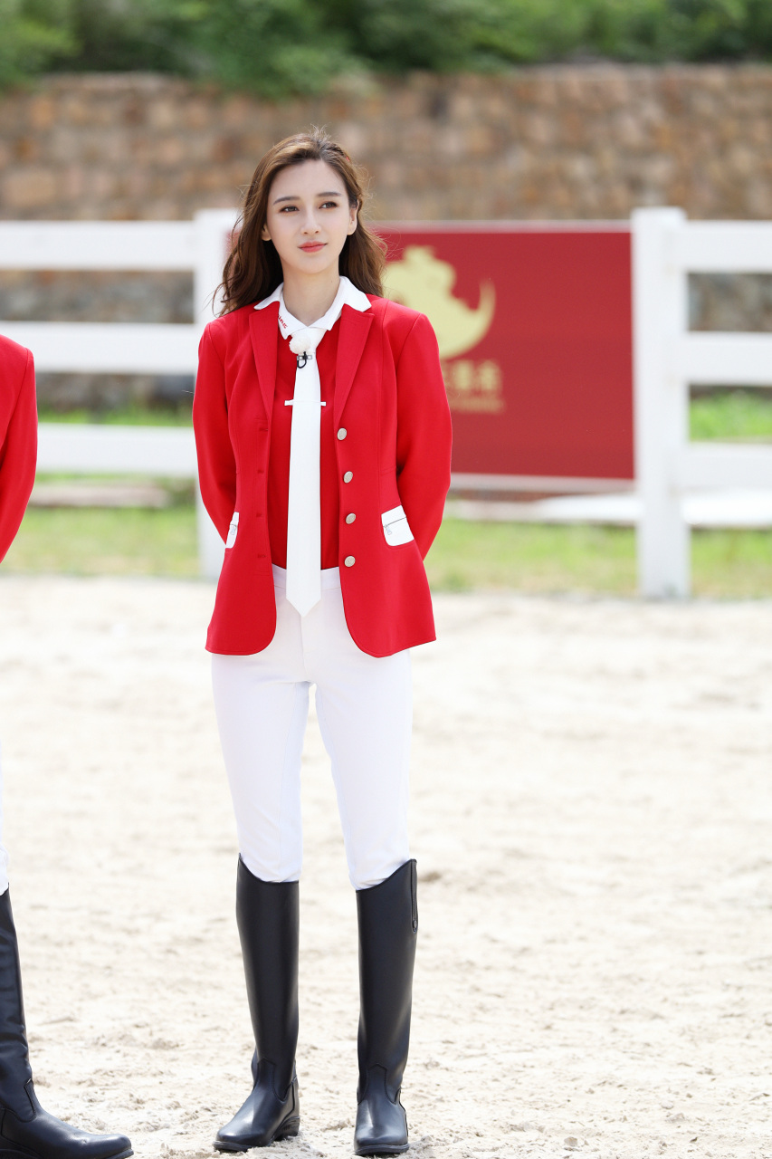 angelababy [得意]奔跑吧angelababy 来咯!来咯!