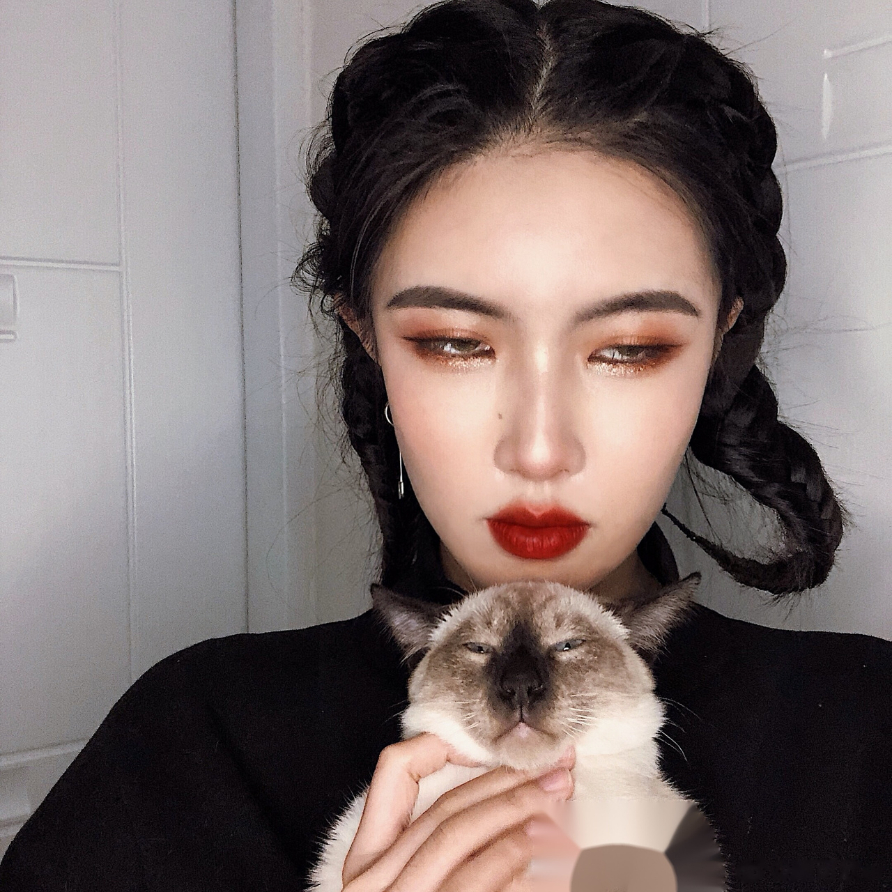 灵魂白眼,颜家独传.  maybe-alina baraz[音乐]