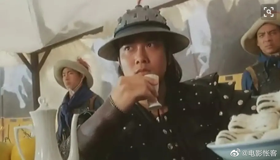 在电影《太极张三丰》中,钱小豪饰演的董天宝是剧中黑化的最为彻底的