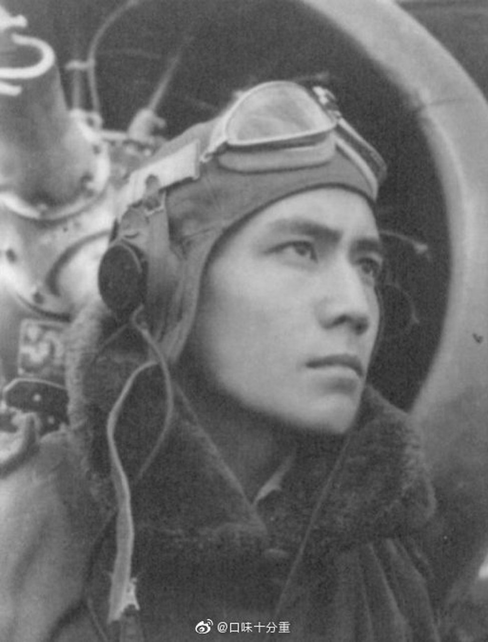 中航驼峰飞行员陈维龄,1940-1944年中国空军驱逐11大队飞行员,1945年