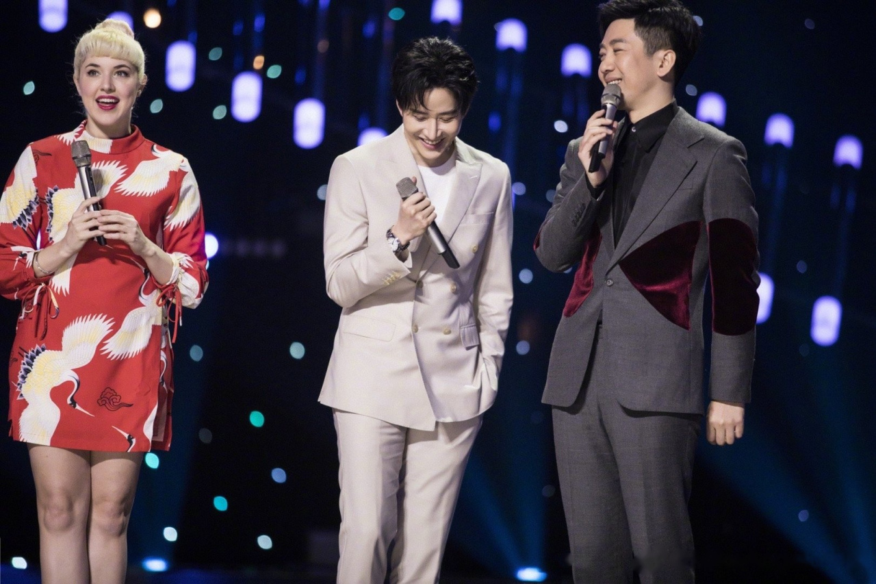 《环球综艺秀》大家都看了吗?我来晚了