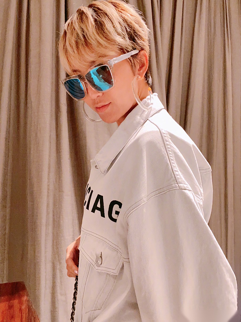 因为这辈子只有自己永远伴隨,所以你不爱自己,爱谁. #520