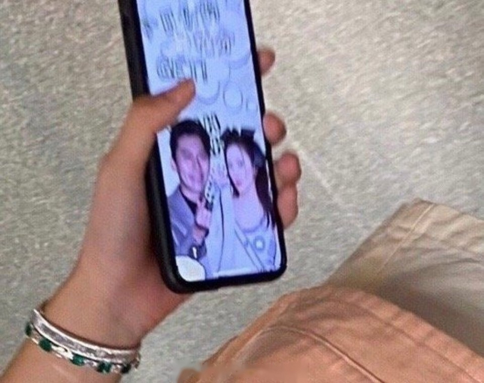 张雨绮手机屏保是和玄彬的合影,追星女孩果然都一样[三哈]