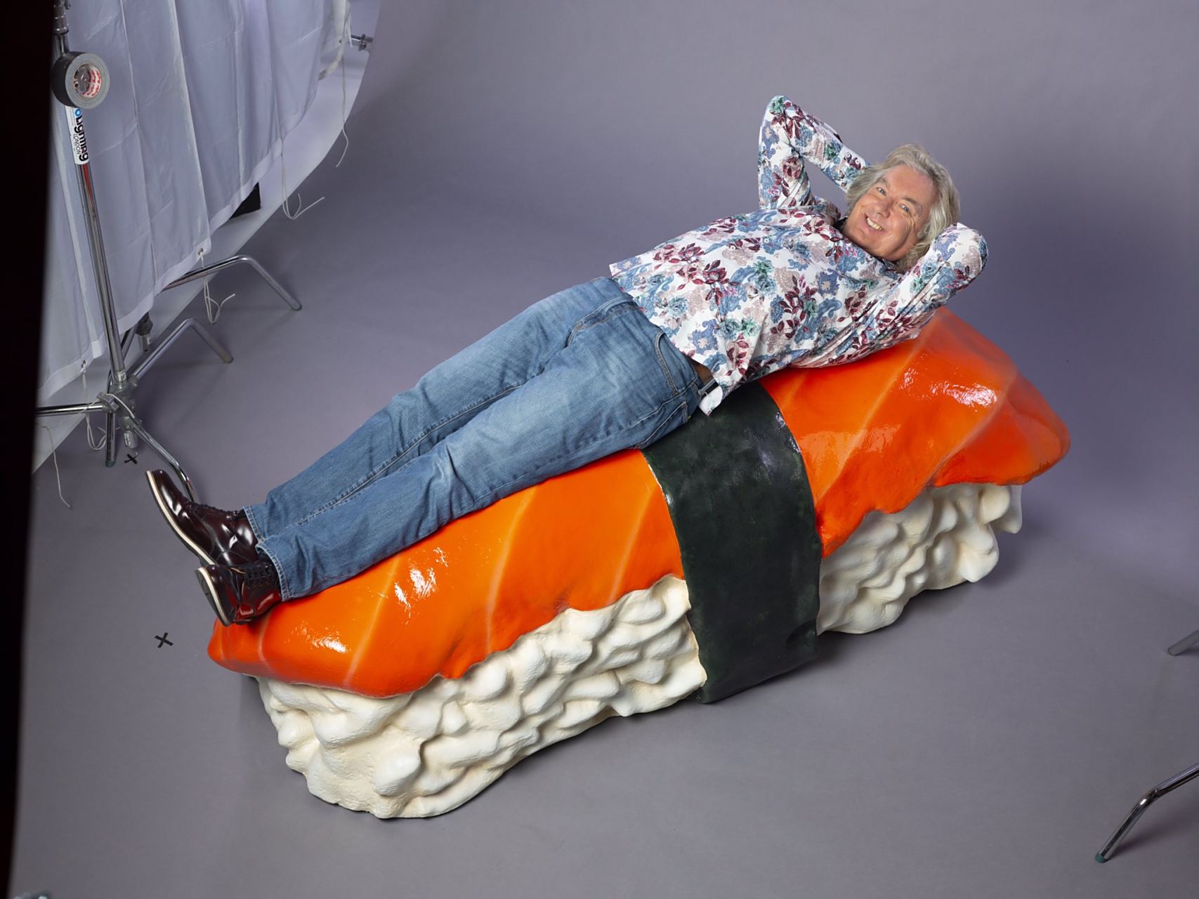 性感老詹梅,在线躺sushi  (他的新节目james may:人在日本将在2020年1