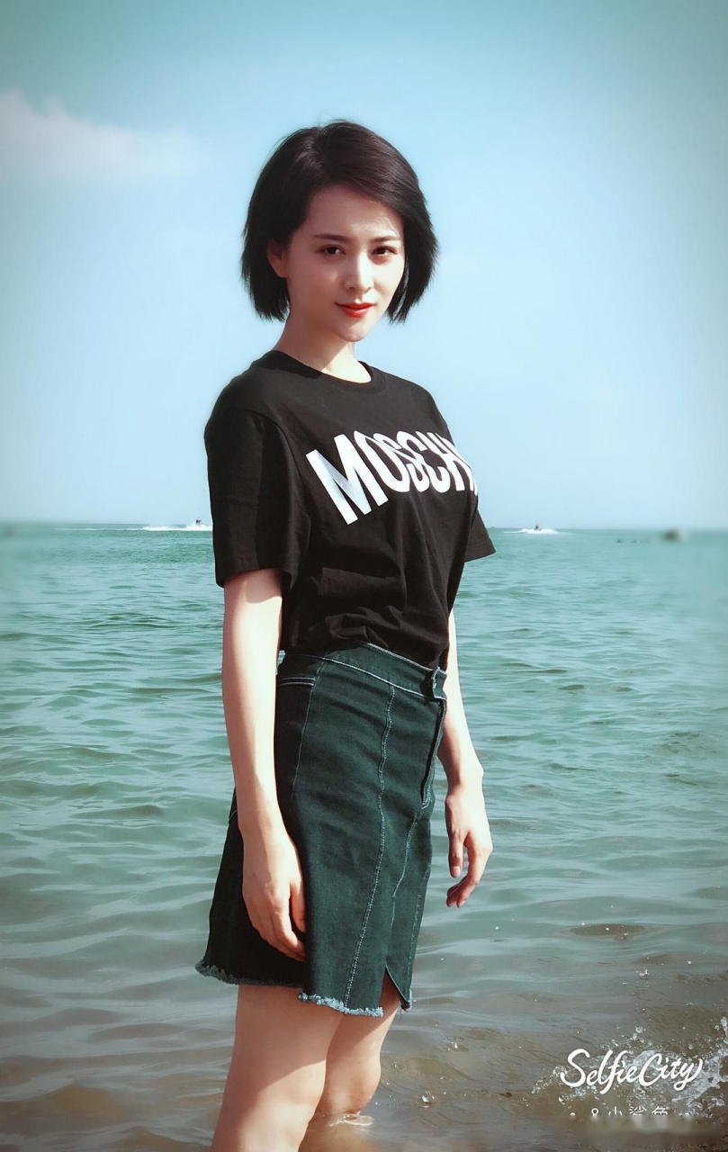 有人说于正发的沈泰女友是指邓莎,邓莎发文回应,当年的男朋友一直是大