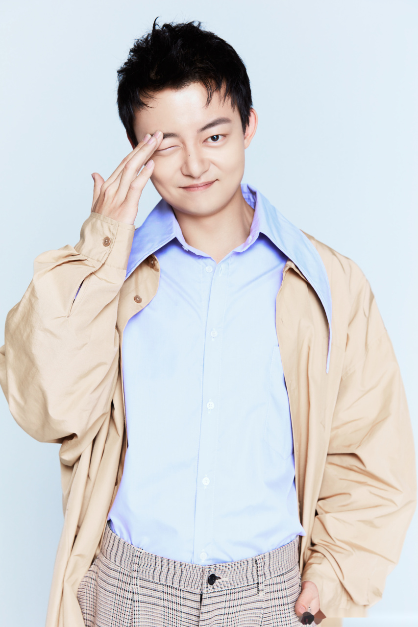 天气凉爽,宜麻辣烫. :摄影师李九