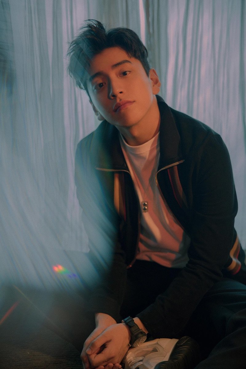 王大陆的文艺写真大片,同款拍照pose学起来