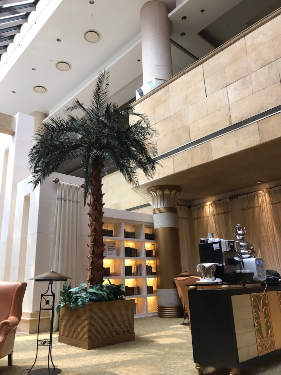 昆仑饭店阳光酒廊周末会议.这是我07-09年最喜欢的会议场所.