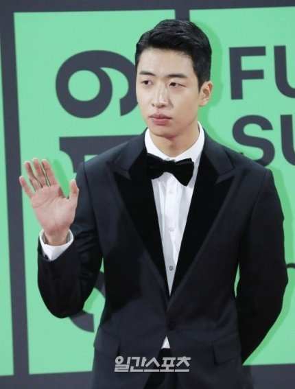 刘秀彬确定加盟tvn新剧《 start up 》(原名《sandbox》).