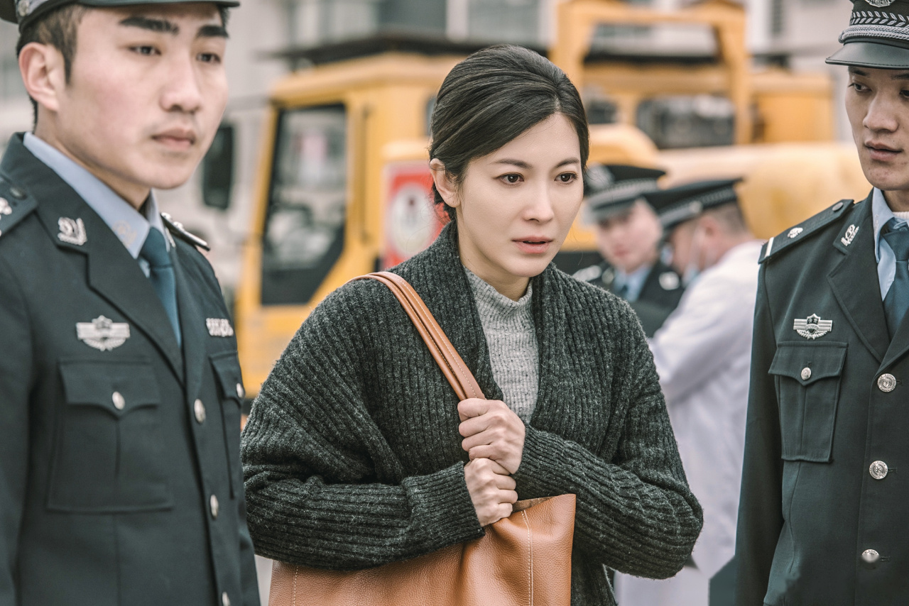 张棪琰 六月,一不小心有点忙～每一个角色希望大家都喜欢 二傻二傻的