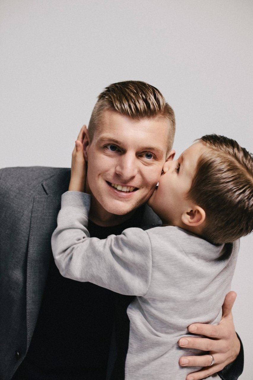 克罗斯和儿子leon为hugo boss 拍摄的父亲节广告 一百婚一百婚