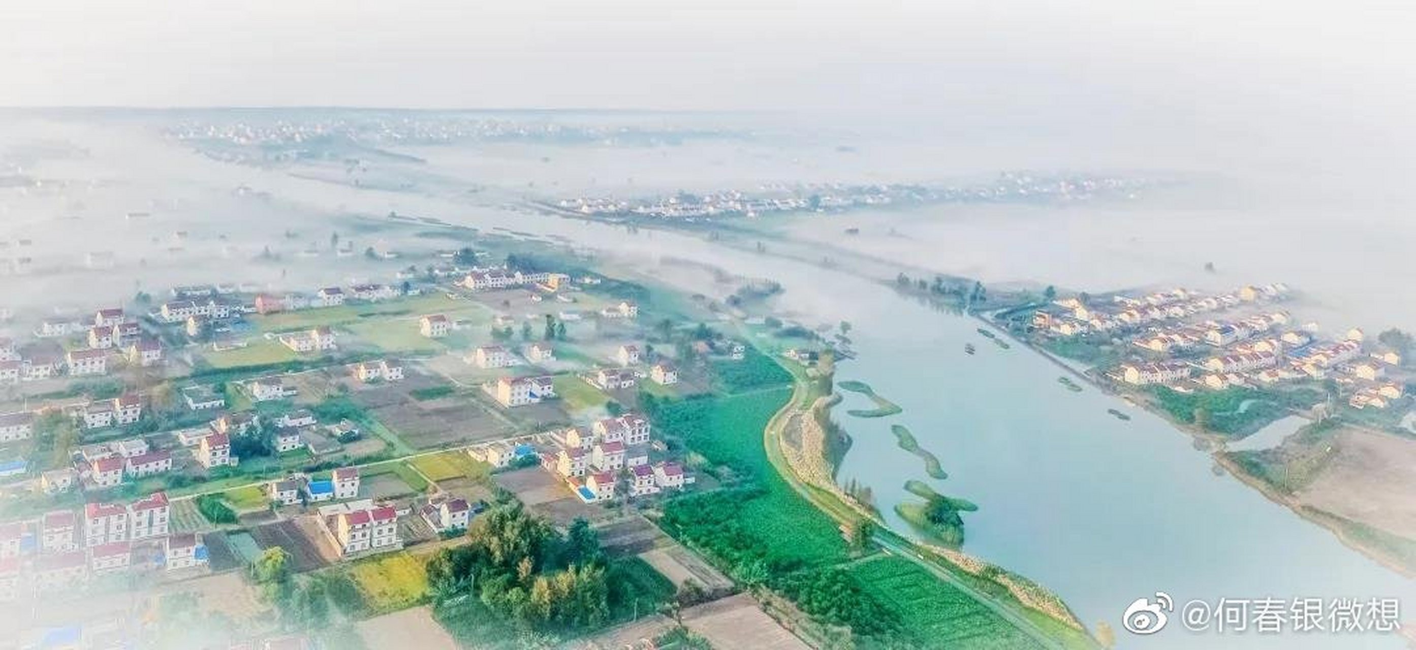 连云港灌云:水天一色映潮河.