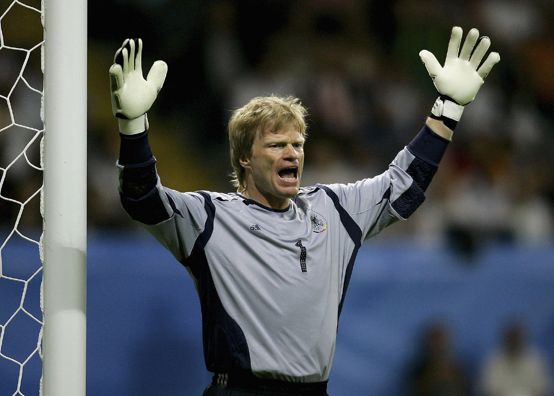 今天是狮王卡恩的51岁生日!