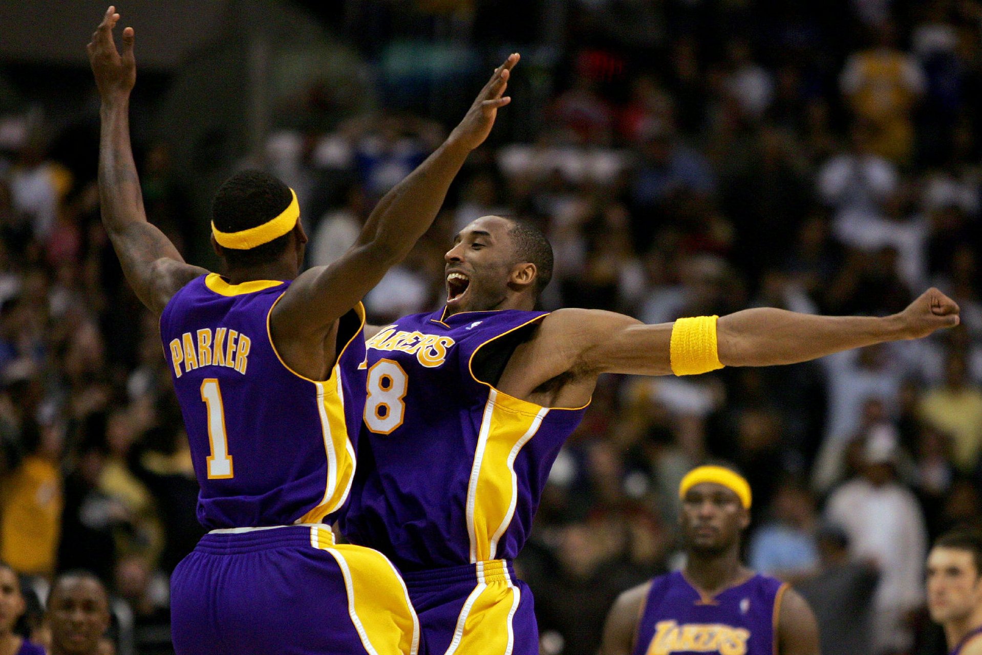 【斯马什-帕克:我以前错了,我真的希望能当面向科比道歉】近日斯马什