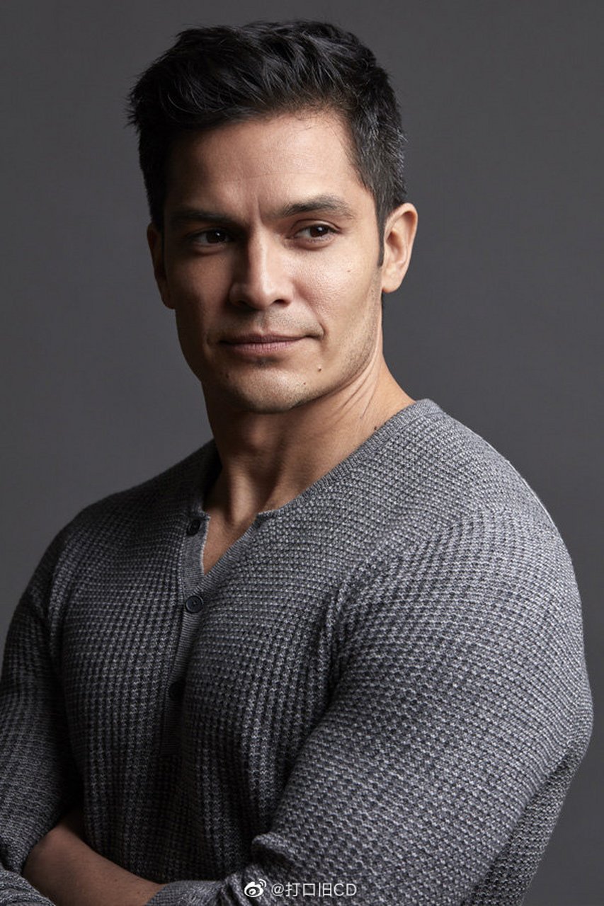 曾出演《良医》的男星尼古拉斯·冈萨雷斯(nicholas gonzalez)已经