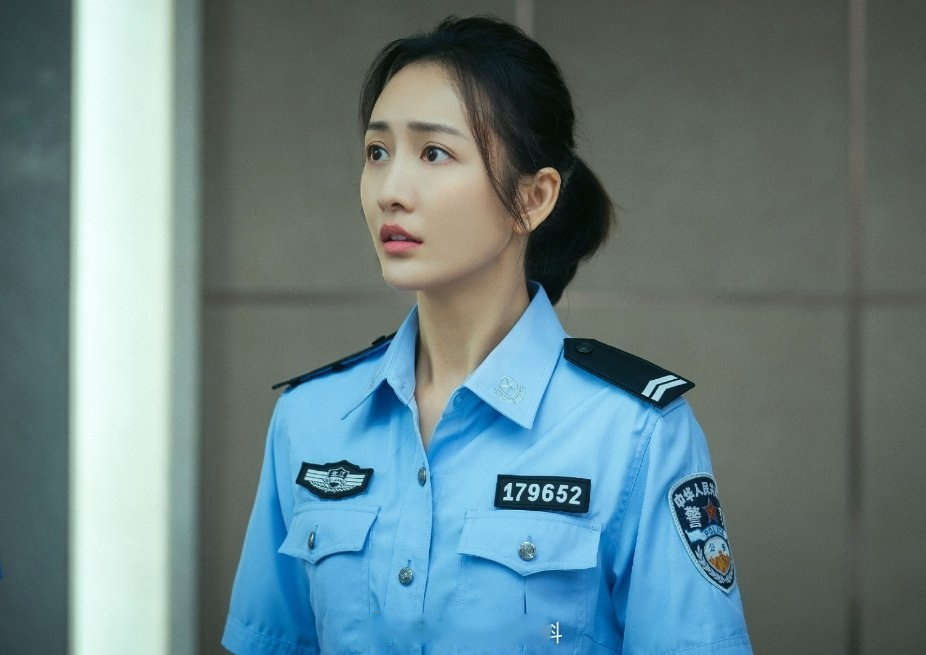 李沁,王鸥,angelababy,张馨予,王子文,杨蓉,谁是你心中飒爽英姿的警花