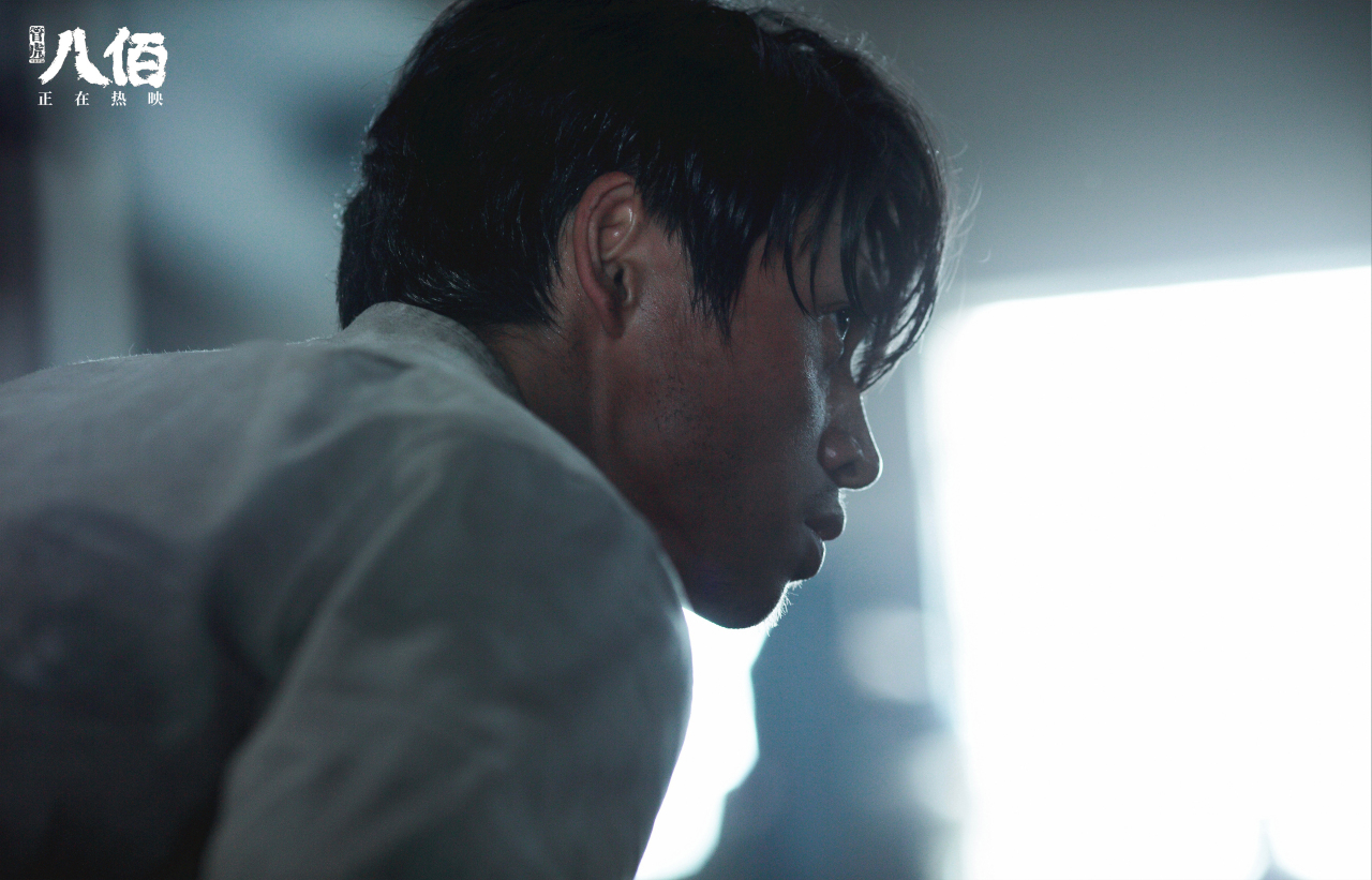 电影《八佰》热映中[心]@魏晨