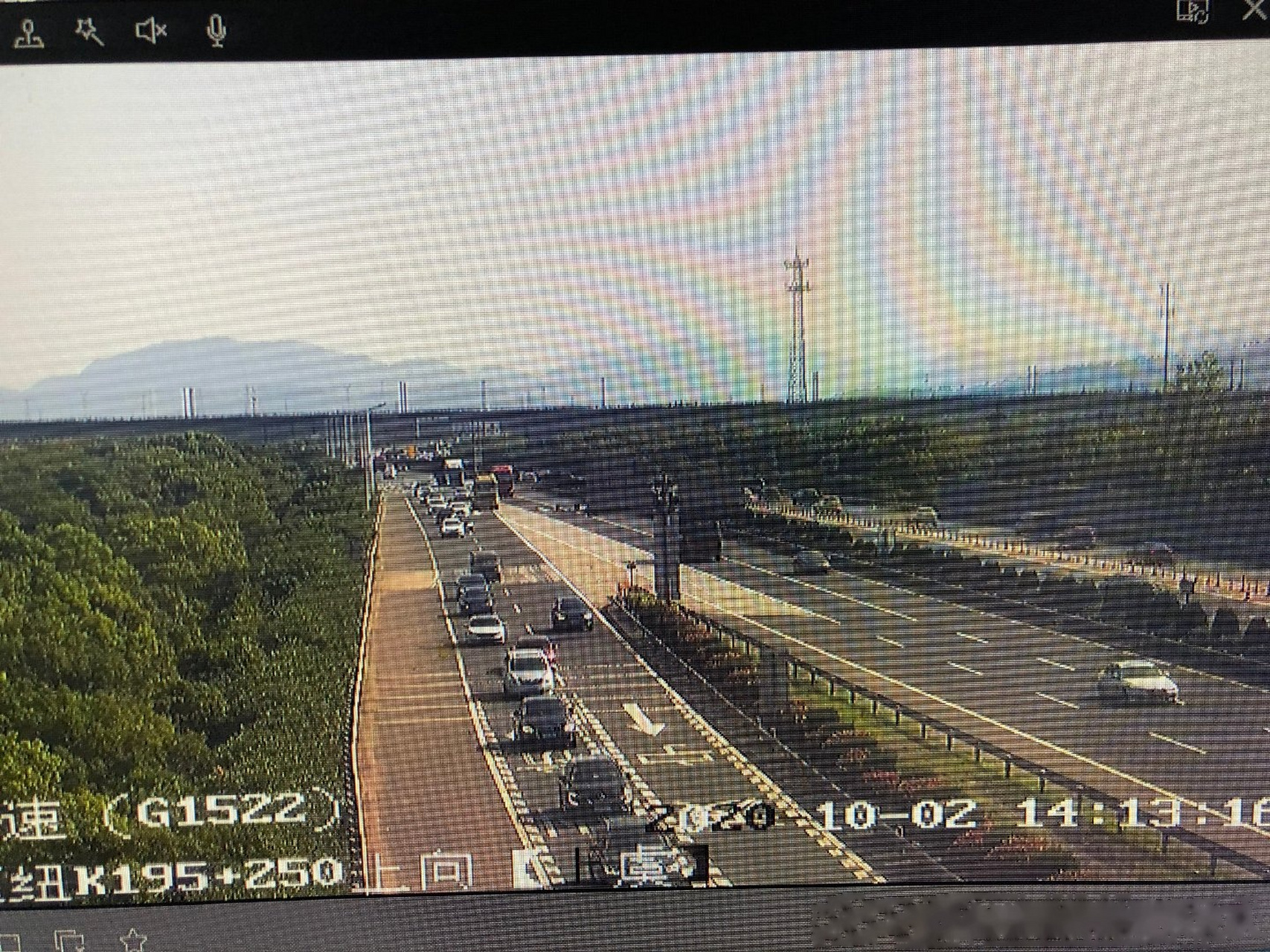 10月2日14时10分 绍兴高速综合路况 1,g1522常台高速:双向嘉绍南停车
