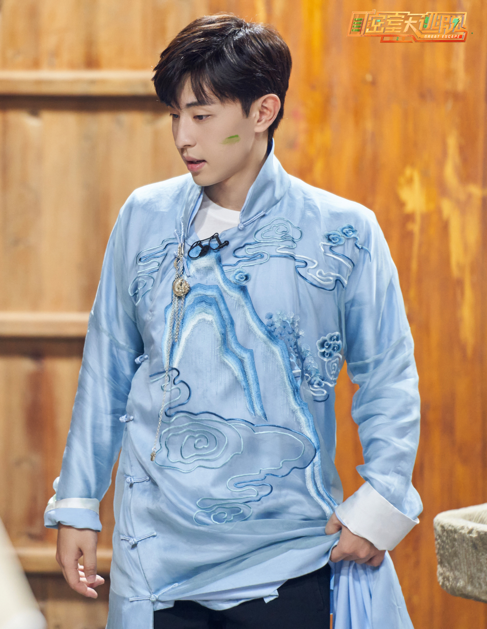 邓伦手指舞版无价之姐dl 邓伦密室大逃脫 今天是邓·手指很灵活·伦