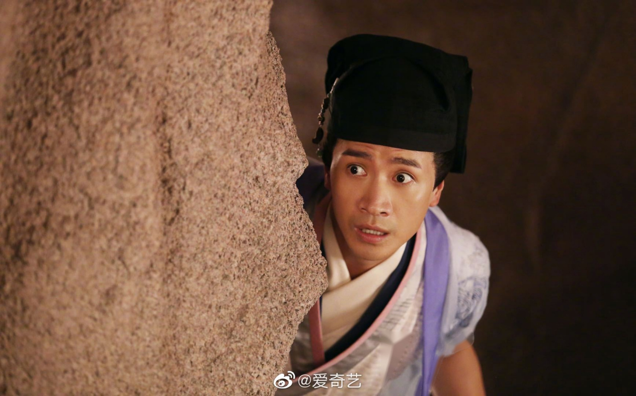 何晟铭 回归荧屏,主演古装传奇大剧《苍生大医》正在热播,悬壶济世