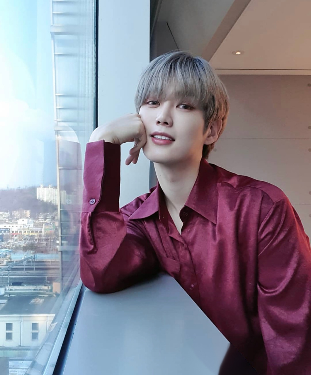 韩国男团成员yohan去世#据韩媒,男团top secret成员yohan(本名金正焕