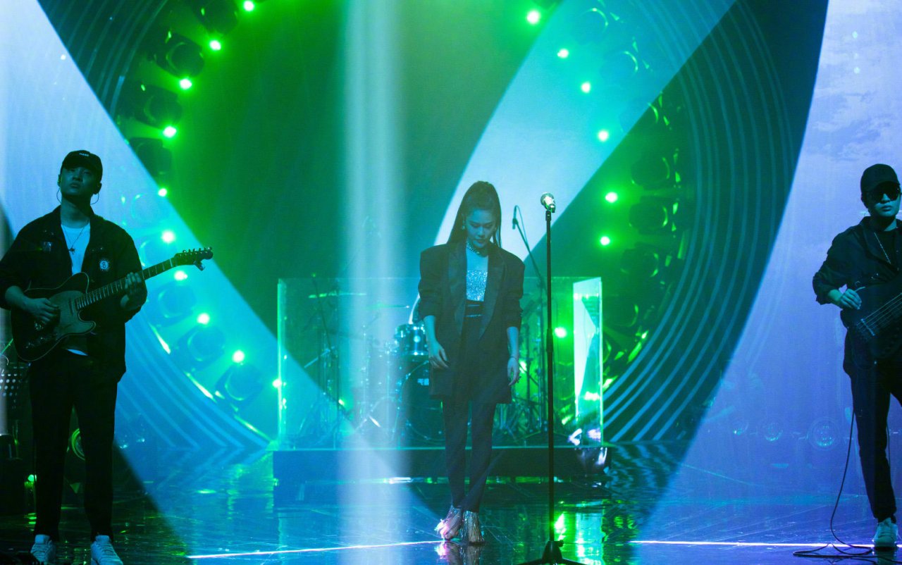 袁娅维吉克隽逸突围成功 袁娅维 tia袁娅维 《盛夏光年》 赛博,urban