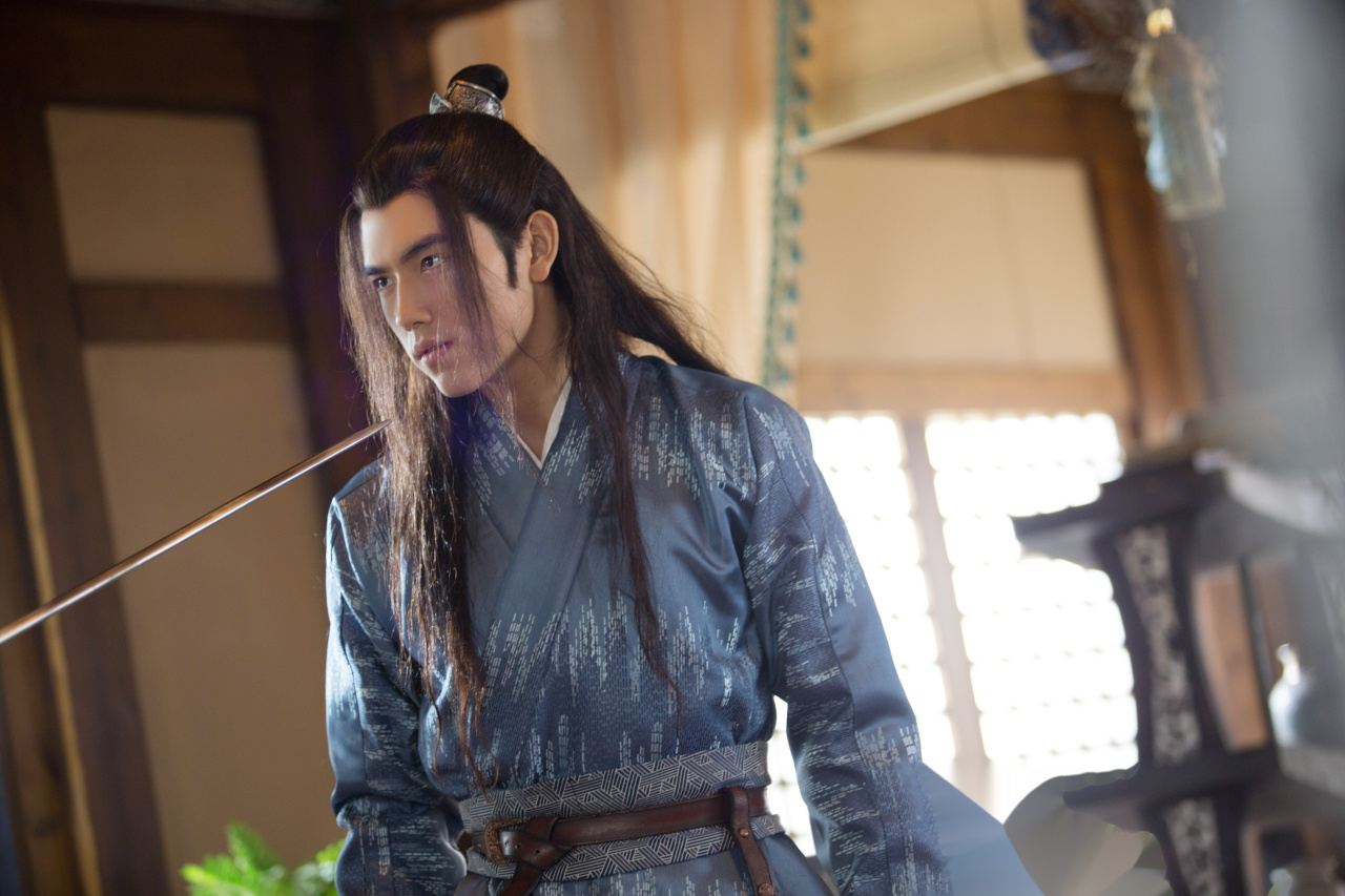 周四至周日每晚8:00爱奇艺芒果tv, 同步更新,新