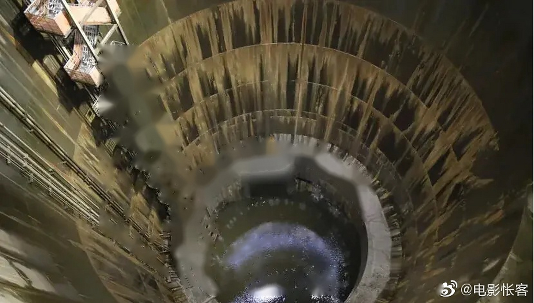 原来《唐探3》里的"龙q馆"不是陈思诚编出来的,这