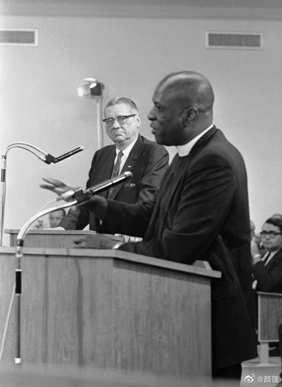 "when the looting starts, the shooting starts"——打砸抢开始