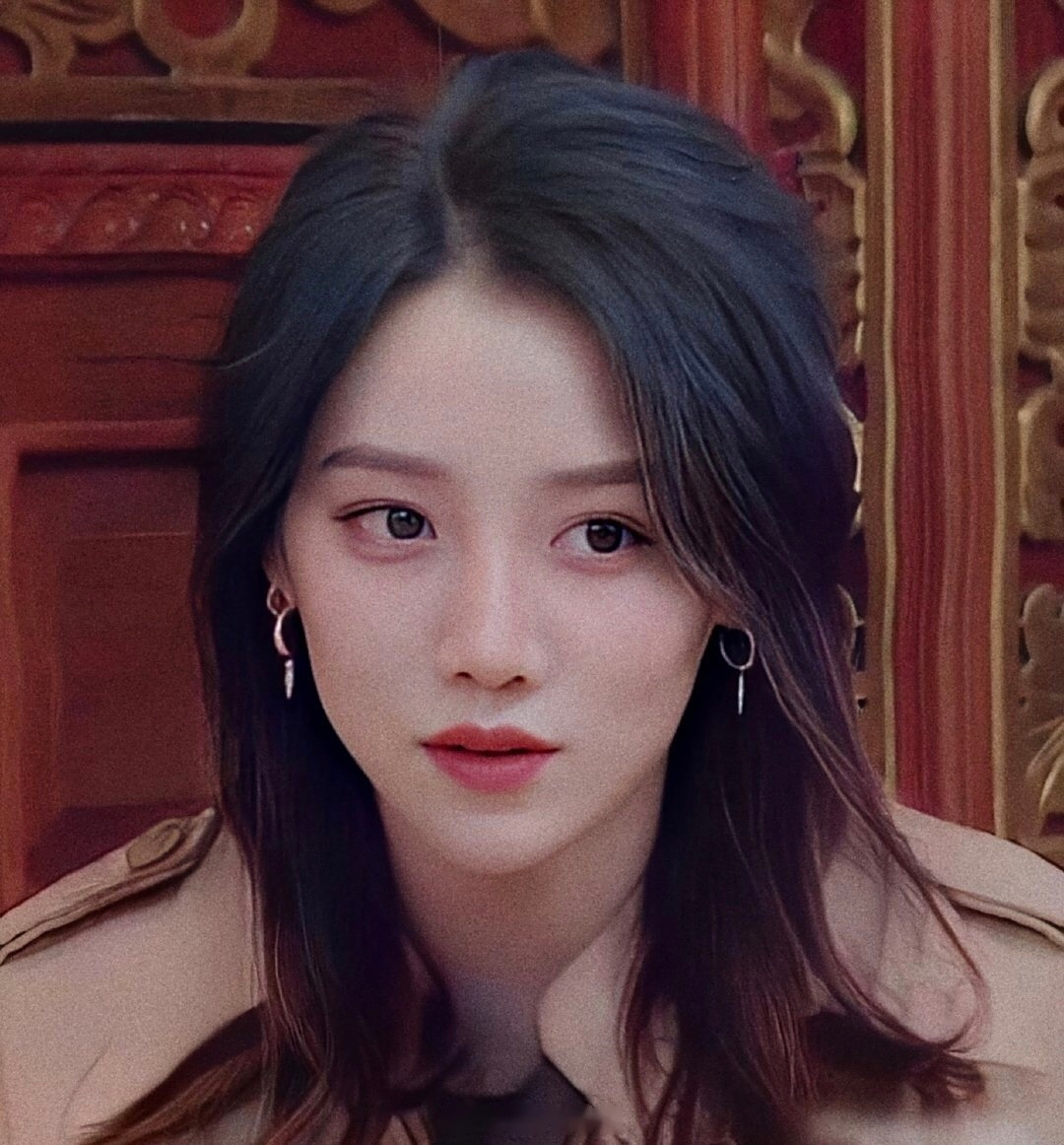 刘雨昕这张长发造型图,你们觉得好看吗?