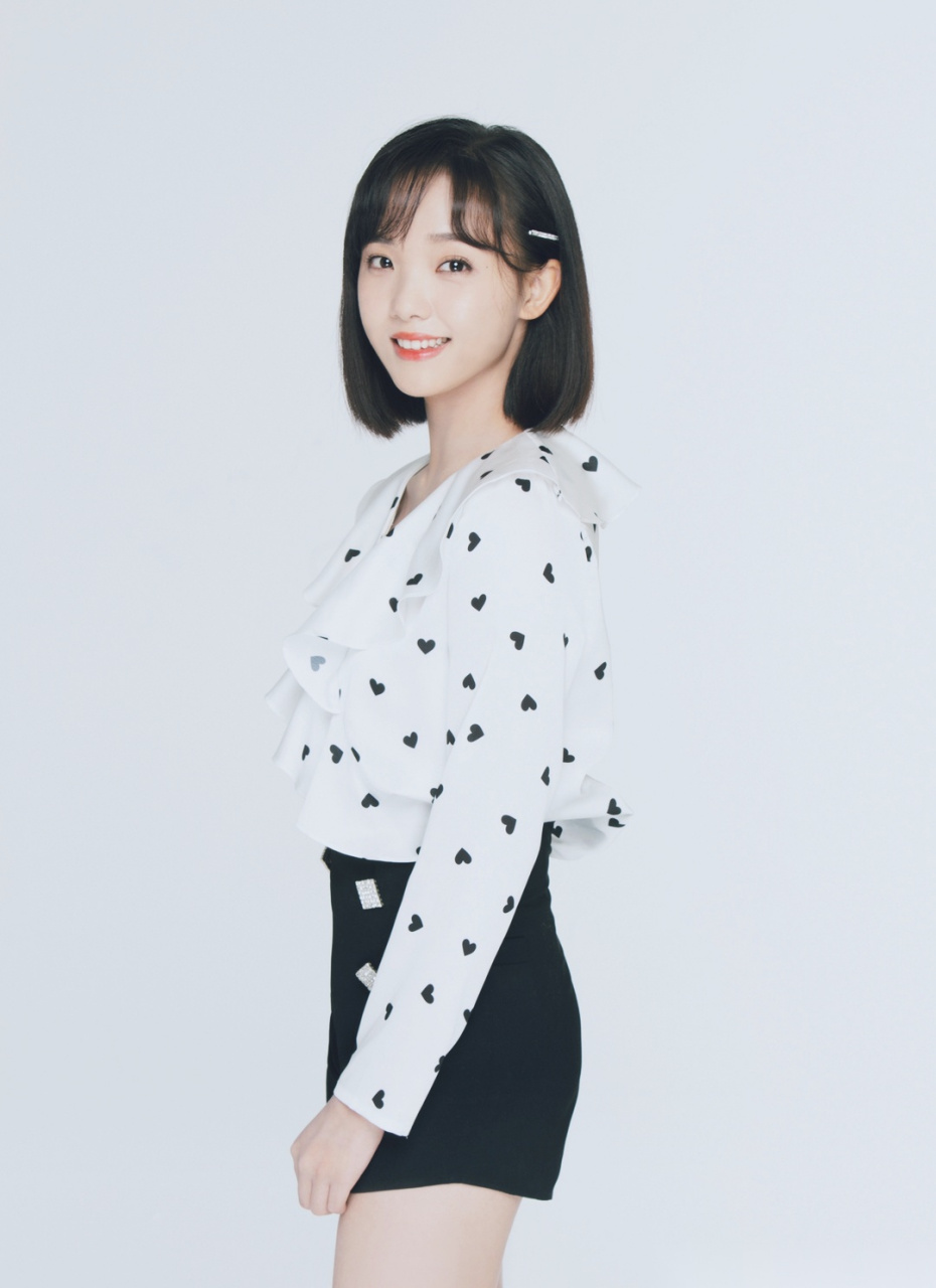 吕小雨520快乐 520就是我爱你 感谢相伴[心][心] 喜欢我 很辛苦