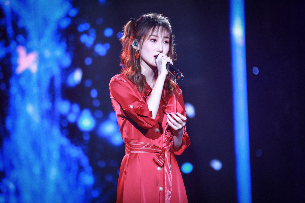 陈雪凝 壁花全球中文音乐榜上榜  小小花朵一直都在努力绽放,你们看到