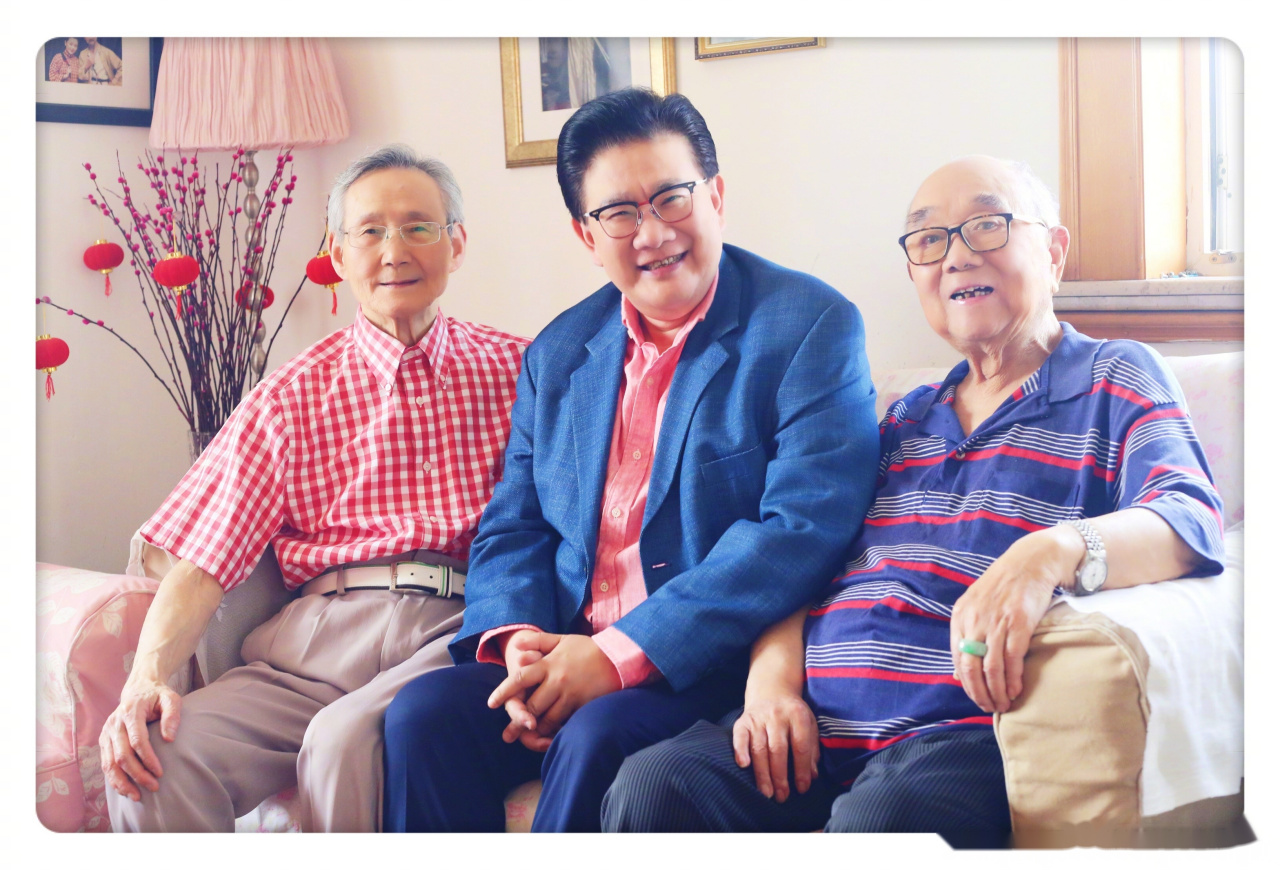 姚慕双和周柏春两位前辈堪称滑稽艺术大师,在滑稽戏发展史上具有里程