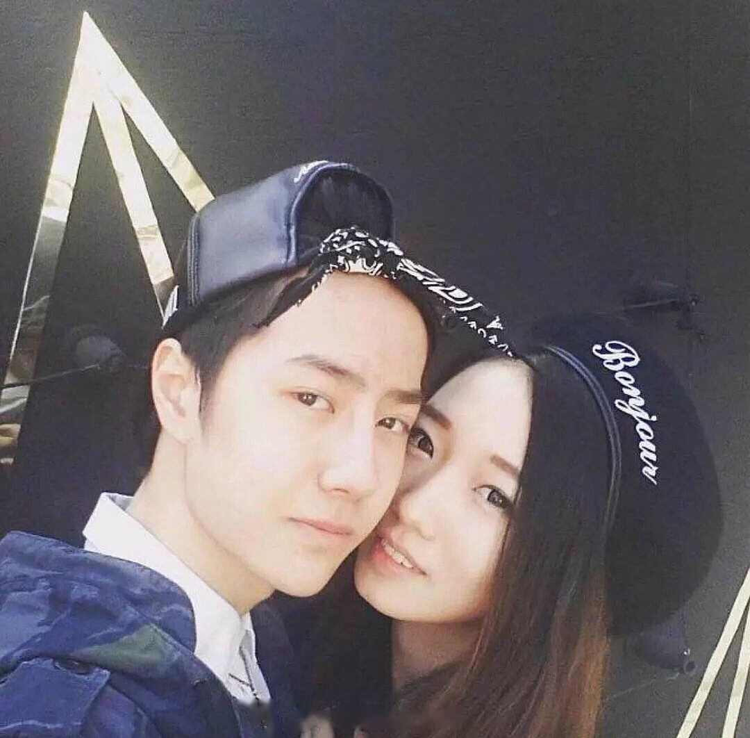 王一博初恋的感觉:像桃子 孟美岐在舞社的外号:桃 王一博孟美岐以前