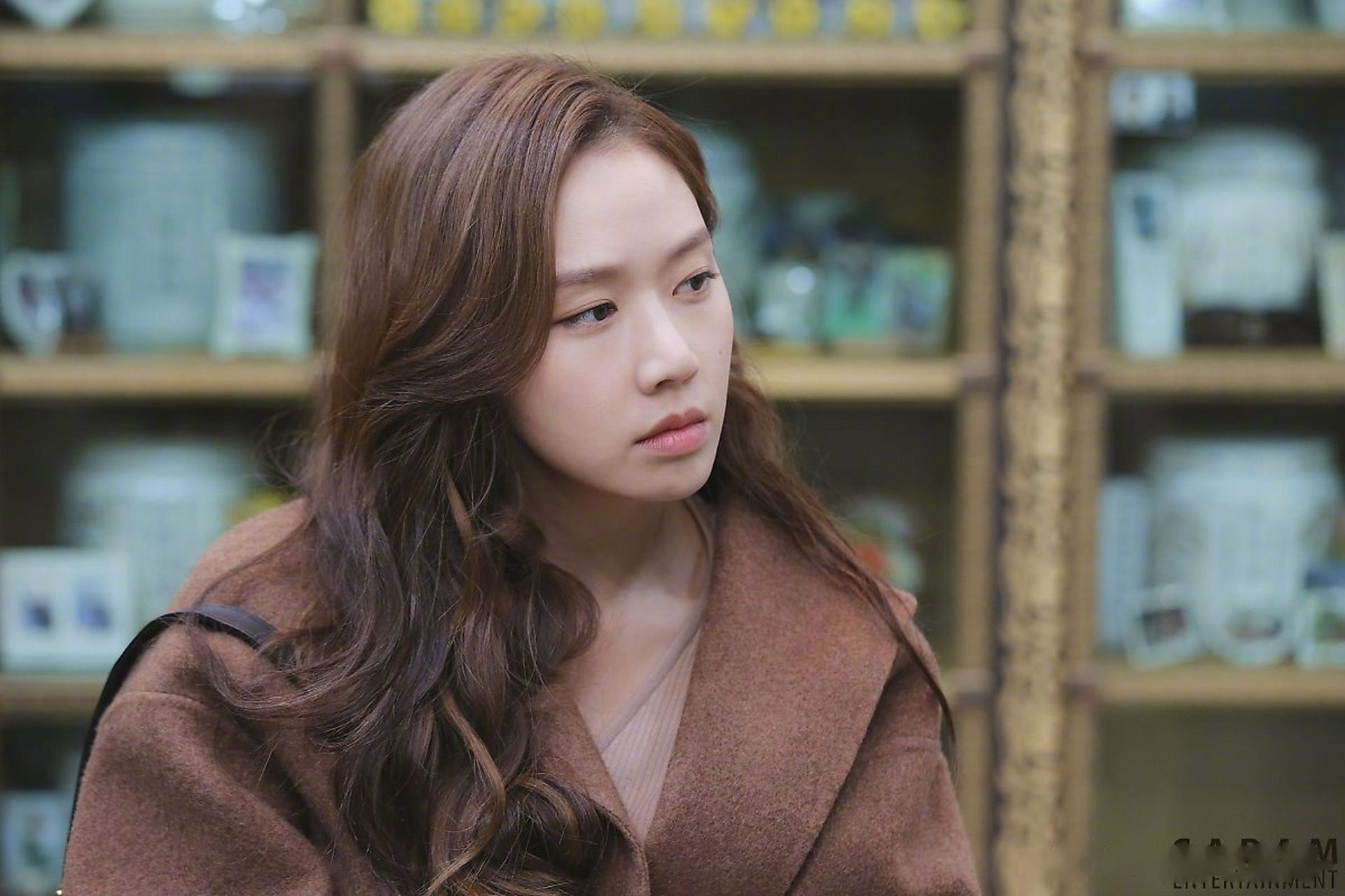 高圣熙sbs周末剧《ms.ma》拍摄花絮图公开