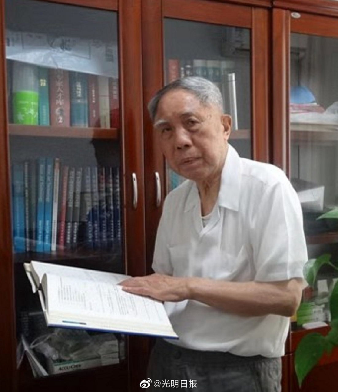 【我国"钻头之父",油气井工程学科奠基人沈忠厚院士逝世】中国工程院