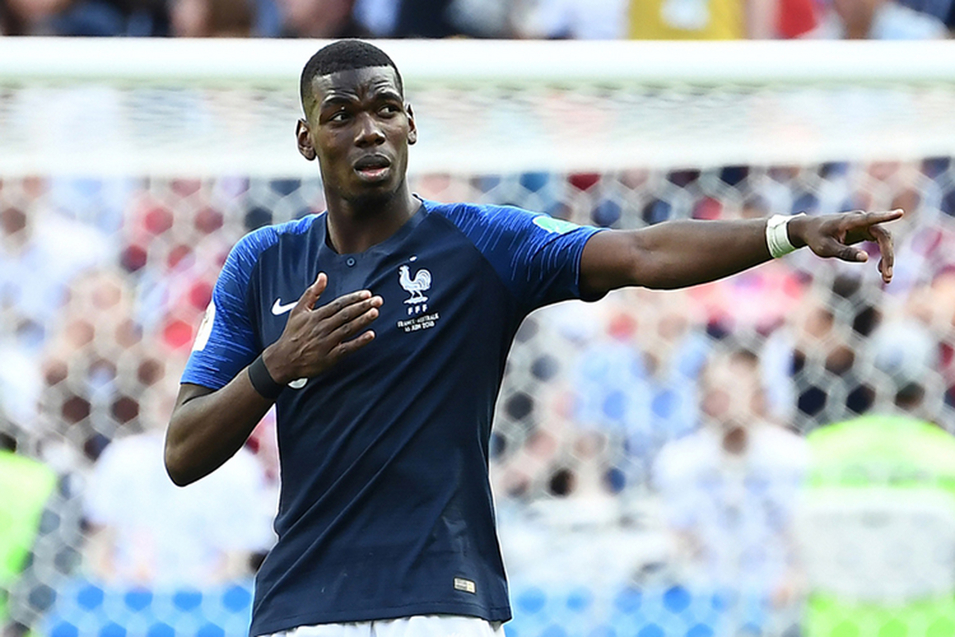 曼联球员博格巴将在今晚的世界杯决赛中代表法国出战,法国队若能夺得