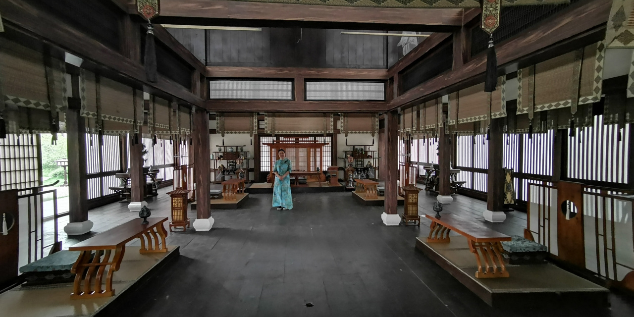 那个时候一个人走过这些空空的场景,就像走过了历史一样. #燕云台