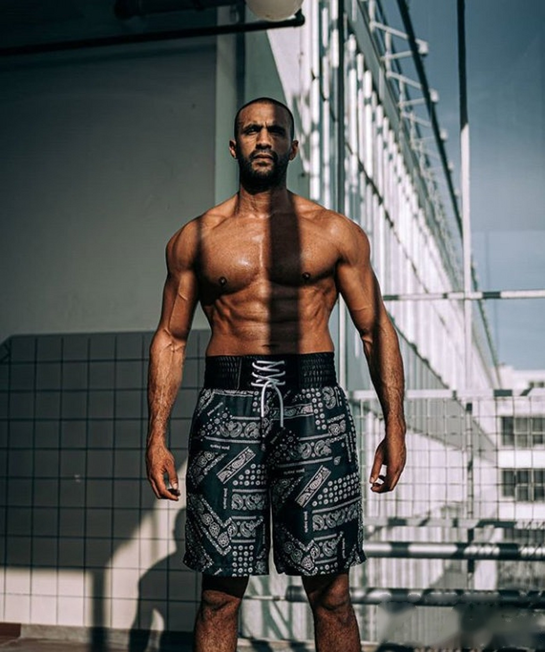 "魔童"巴德-哈里.