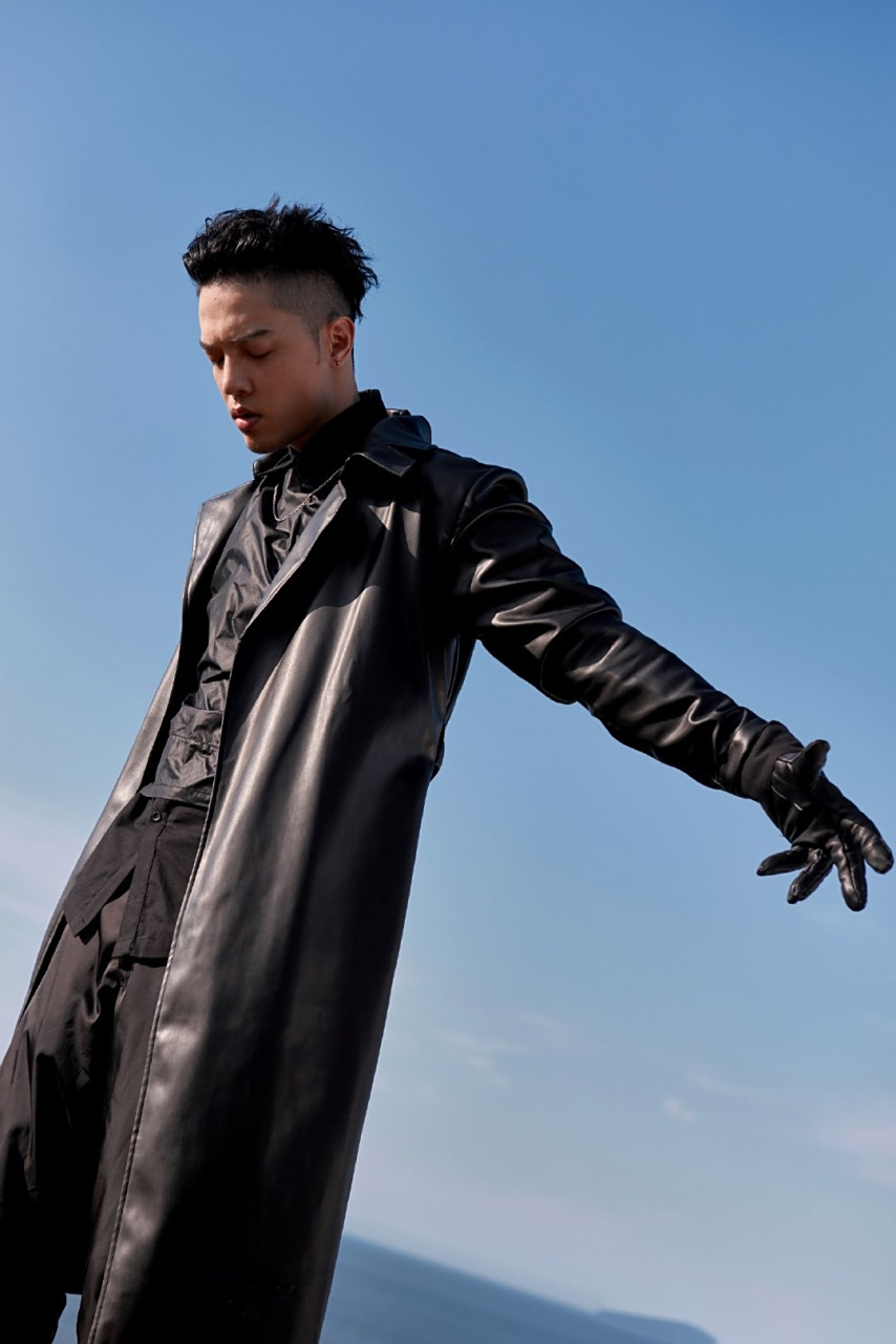 成功杀进今年金曲奖最佳男歌手入围名单的jsheon,这