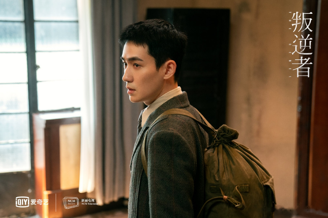 朱一龙来了来了,林楠笙背着他的小书包来啦 垂髫