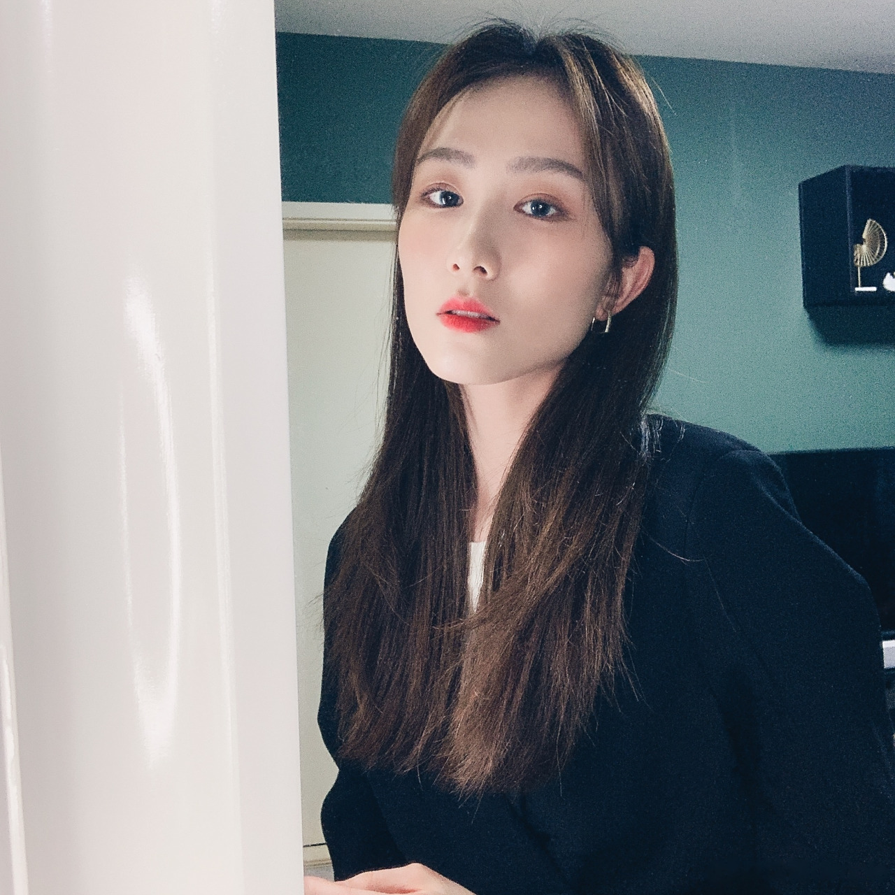 对镜自拍照大赛##西装# 你好 我是霸道女总裁