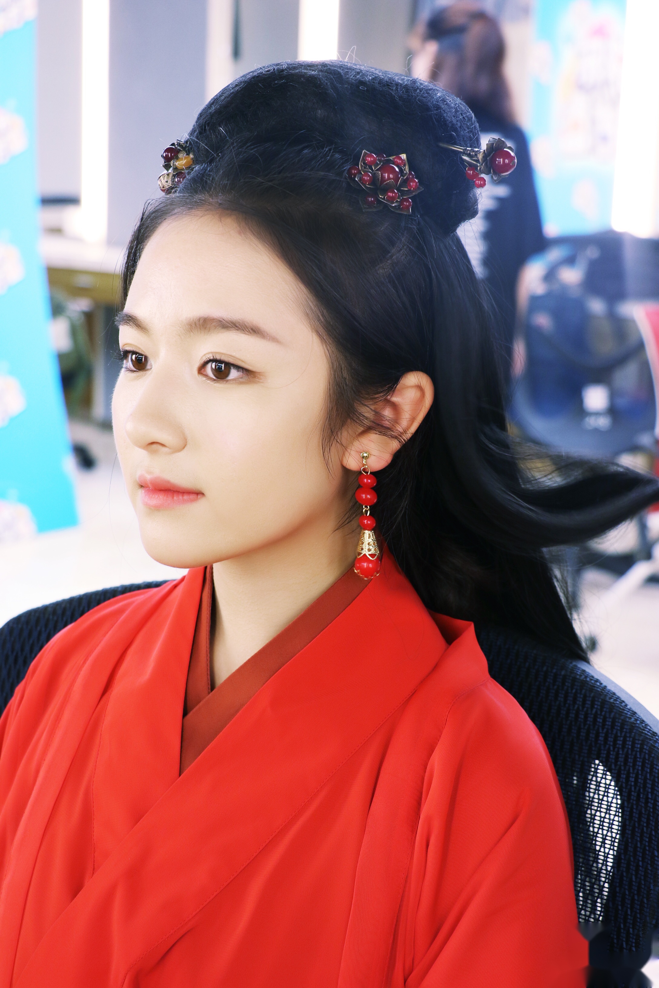 小时候,快乐大本营就像是一个定时闹钟,每个周六的晚