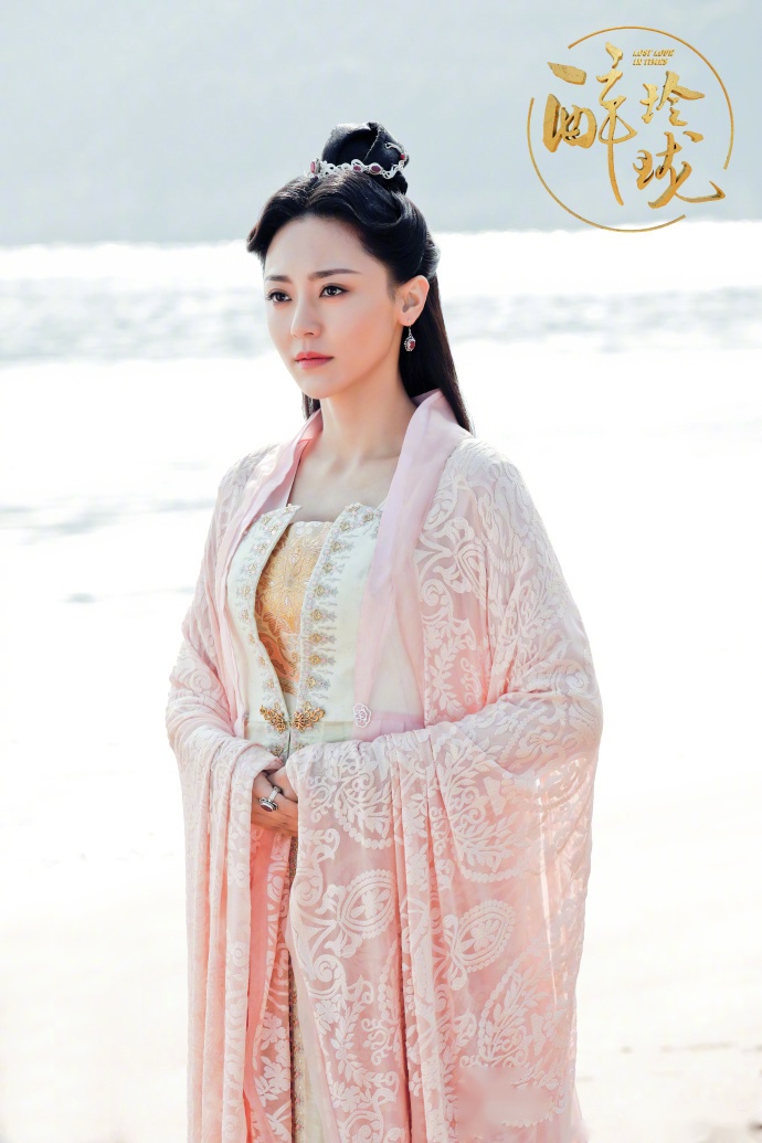 《剧版醉玲珑》七月开始,不怪你移情别恋ta!看醉玲珑上爱奇艺!