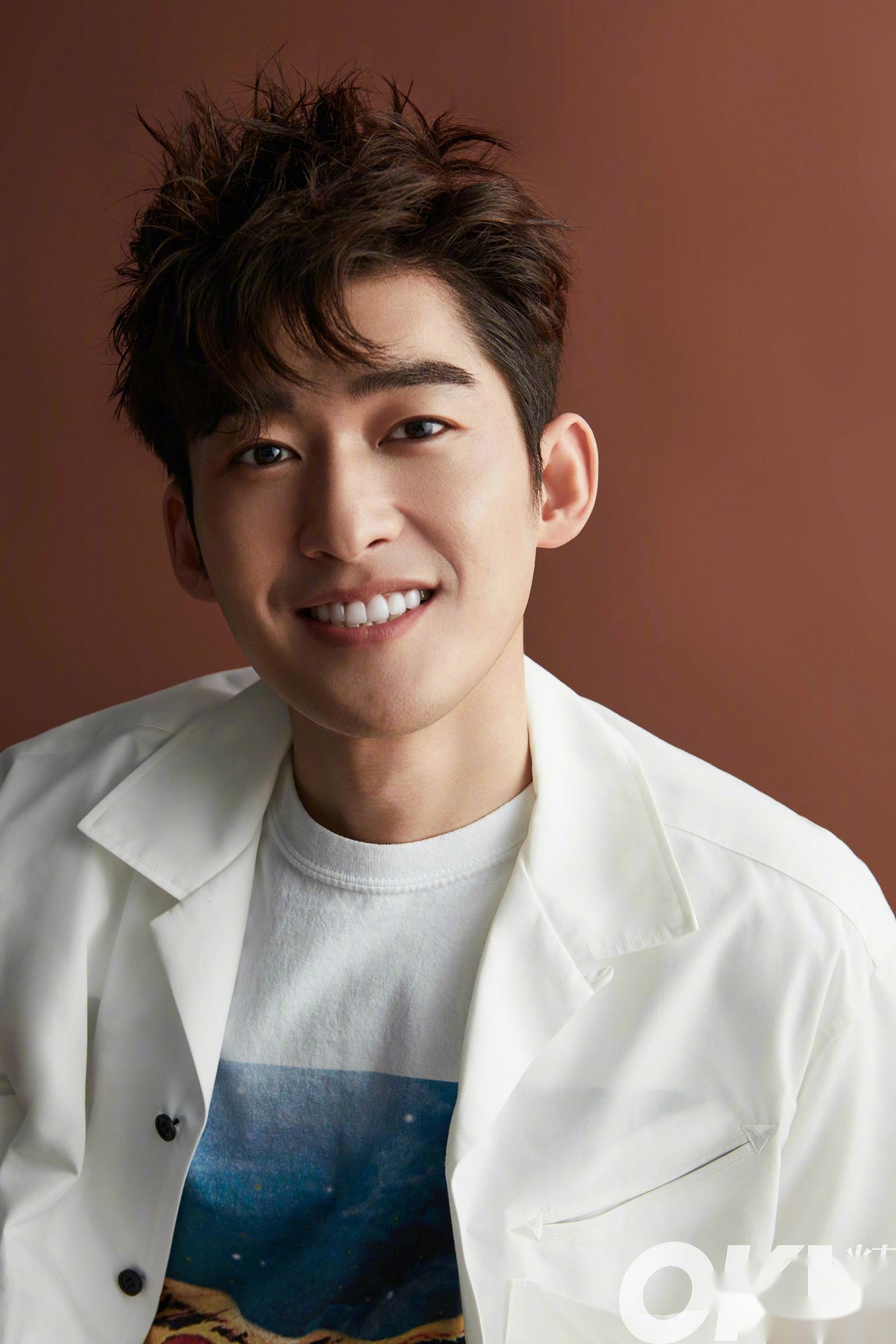 同时由他担任制作人打造的电视剧《如若巴黎不快乐》