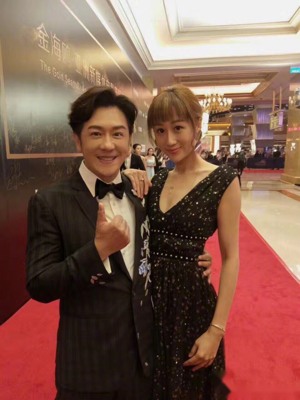 多谢金海鸥电影节颁发最佳男演员这个奬项给我,也多谢